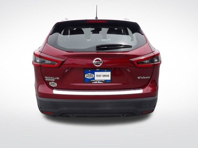 2022 Nissan Rogue Sport SV