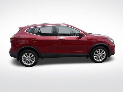 2022 Nissan Rogue Sport SV