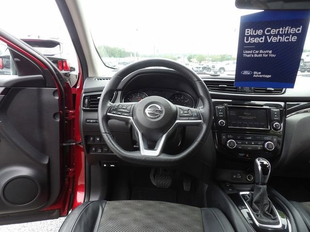 2022 Nissan Rogue Sport SV