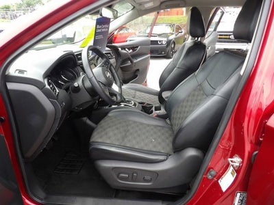 2022 Nissan Rogue Sport SV