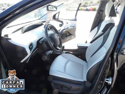2022 Toyota Prius XLE