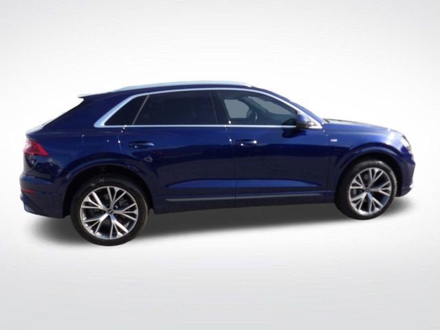 2021 Audi Q8 Premium Plus