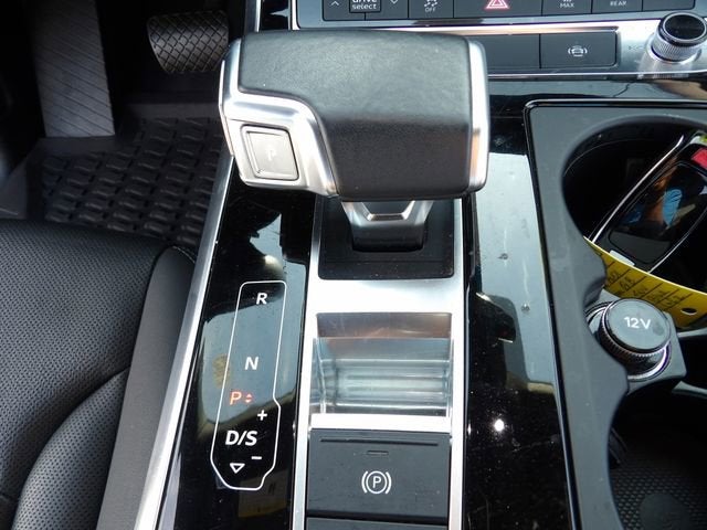 2021 Audi Q8 Premium Plus