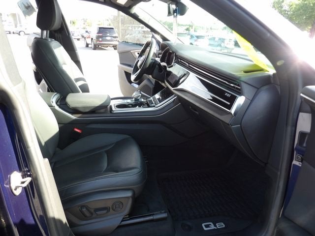 2021 Audi Q8 Premium Plus