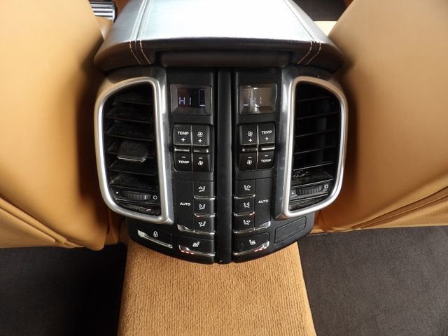 2015 Porsche Cayenne Turbo