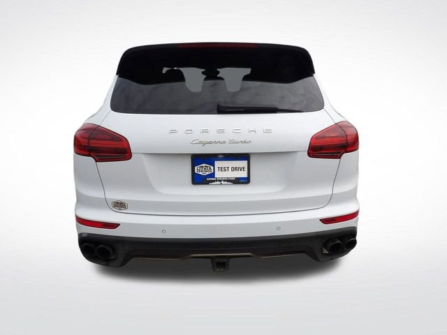 2015 Porsche Cayenne Turbo