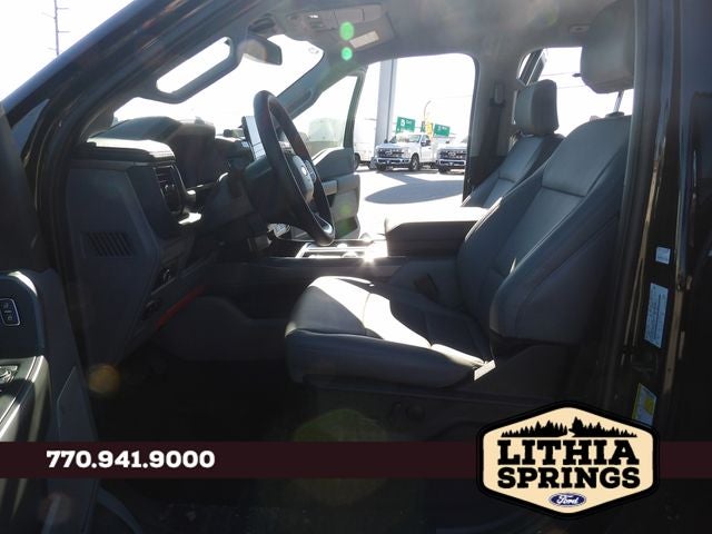 2025 Ford F-150 Lightning Flash