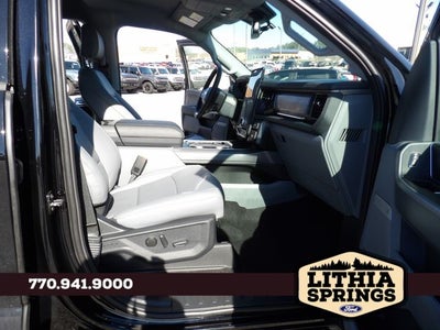 2025 Ford F-150 Lightning Flash