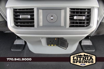 2025 Ford F-150 Lightning Flash