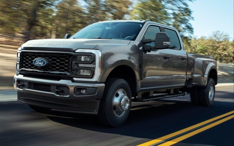 2027fordsuperdutyf-350-exterior-02
